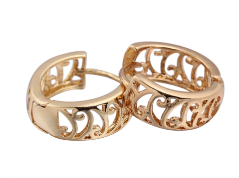 Exquisite and trendy female ear buckle on AliExpress 18K genuine gold electroplating