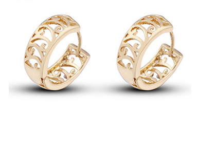 Exquisite and trendy female ear buckle on AliExpress 18K genuine gold electroplating